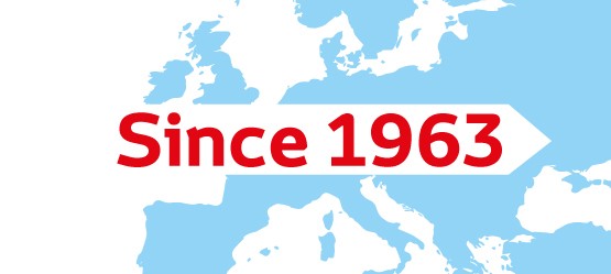 Im Jahr 1963 wurden die ersten 400 Modelle des Crown von Japan aus an unseren ersten europäischen Vertriebshändler verschifft