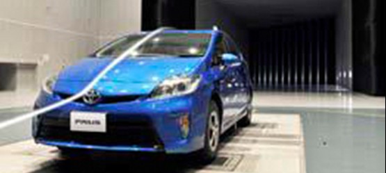 2007: Die weltweiten Absatzzahlen von Hybrid-Fahrzeugen übersteigen eine Million.