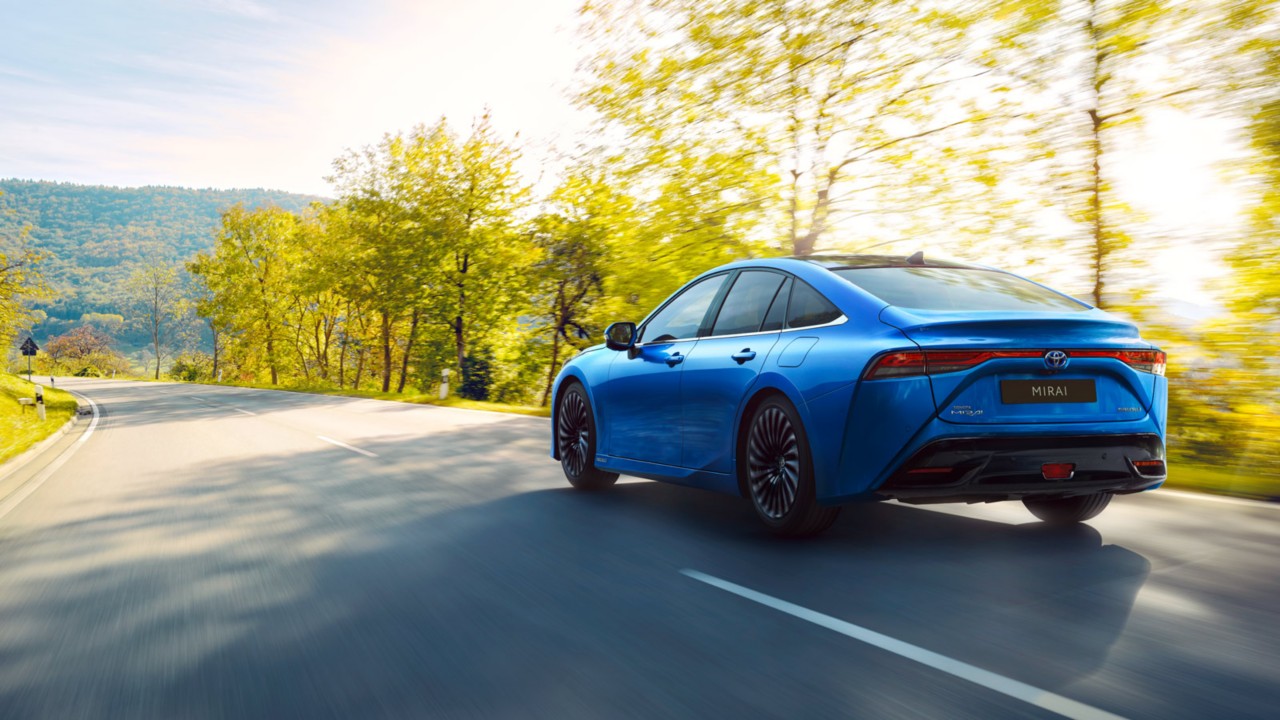 toyota mirai