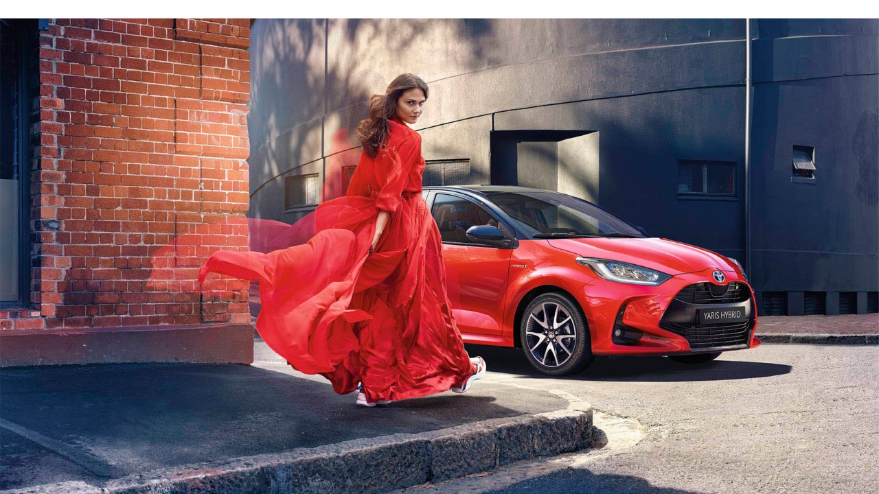 yaris car