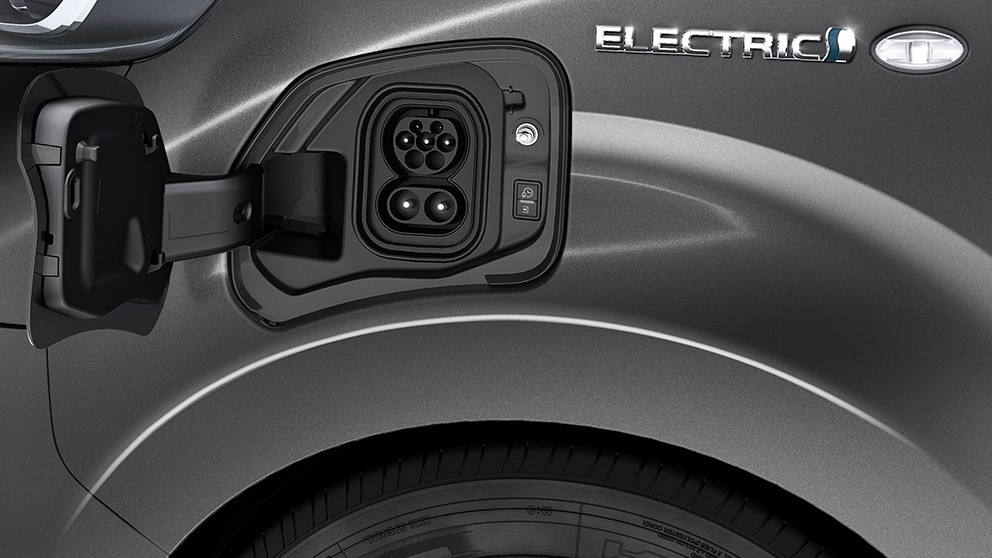 Ladeanschluss proace ev