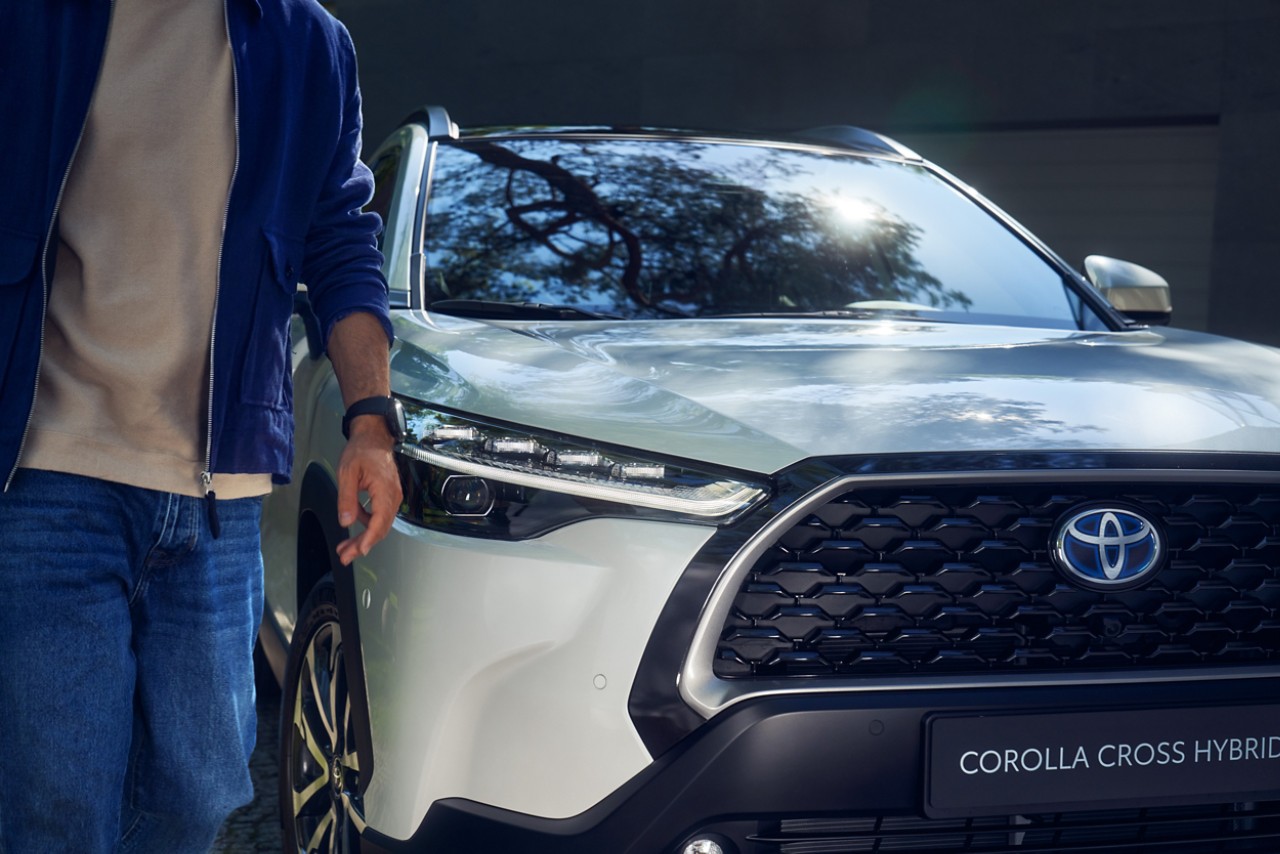 corolla hybrid