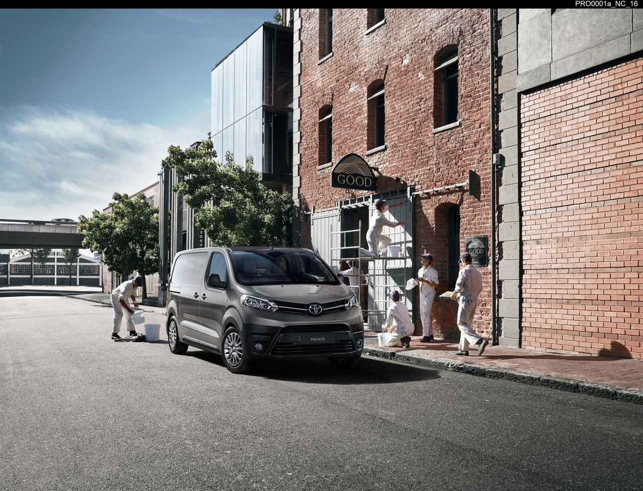 toyota proace